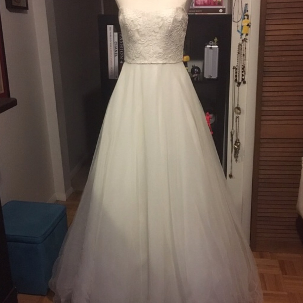 Romona Keveza Wedding Dress